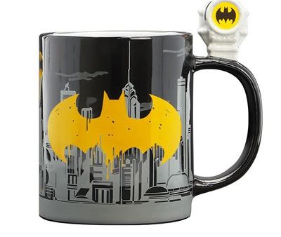 Caneca 3D DC Comics: Bat-Signal & Batman 460ml - ABYstyle on Sale